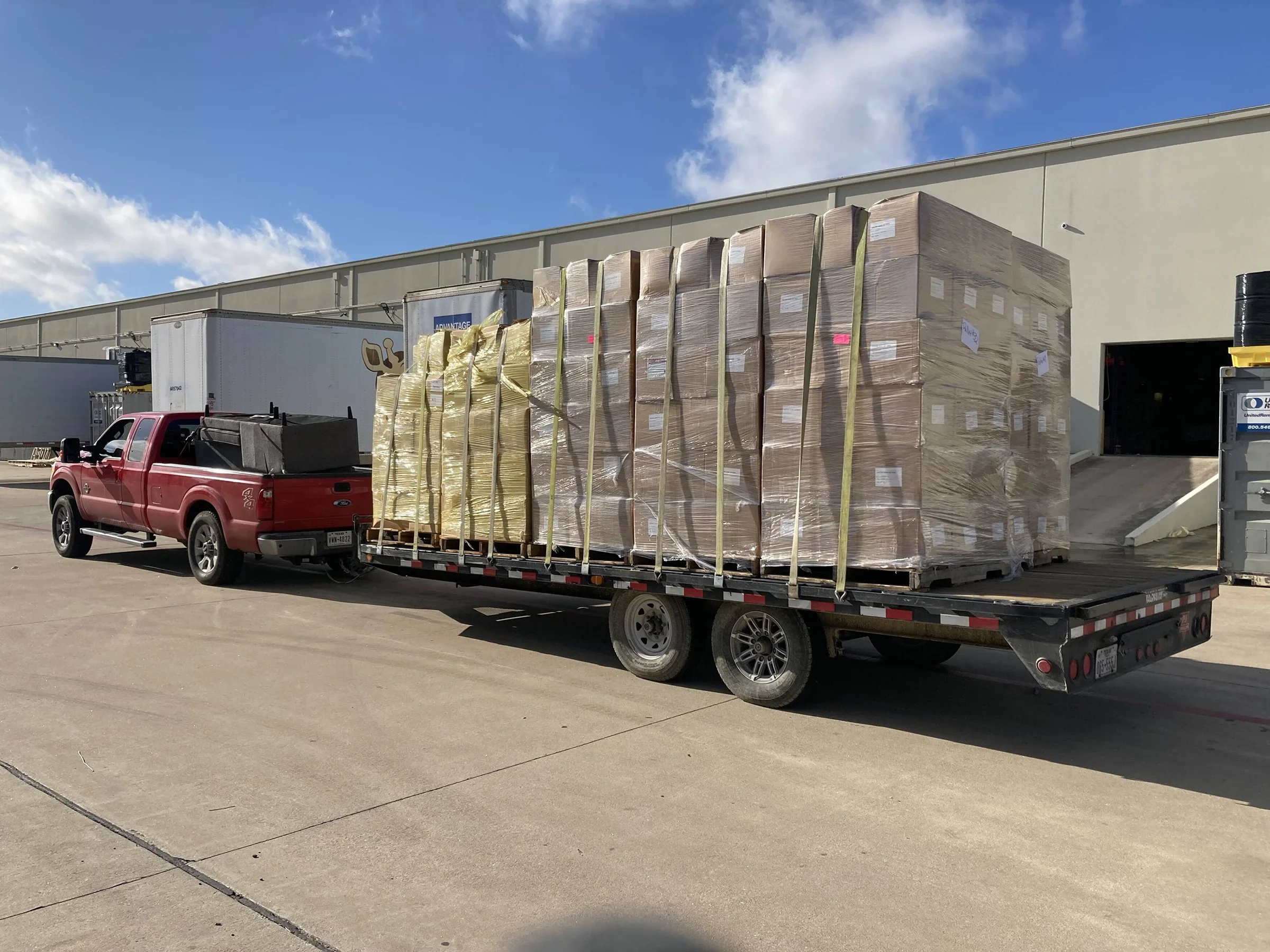 Duke's Junk Recycling truck serving junk removal in Leander, TX — furniture, mattress, appliance, and bulk hauling